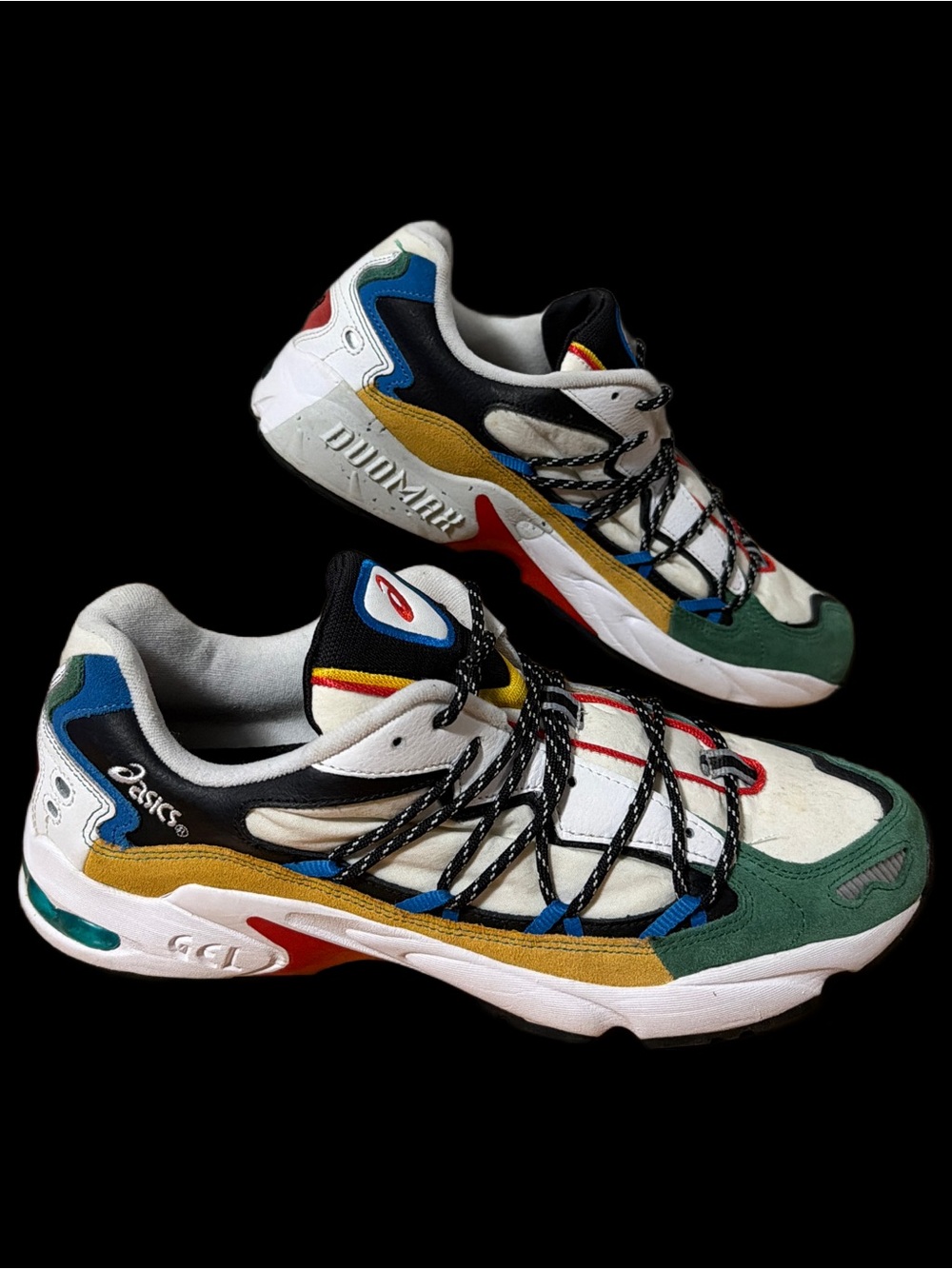 Asics Multicolor GEL-KAYANO 5 Retro Runner - Green, White, Yellow, Blue, Red.  🦅